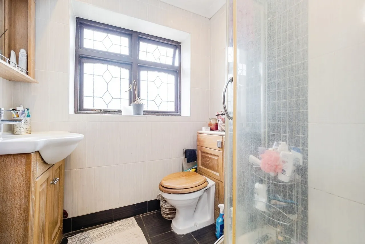 Boxmoor Road, Romford, RM5, photo 14