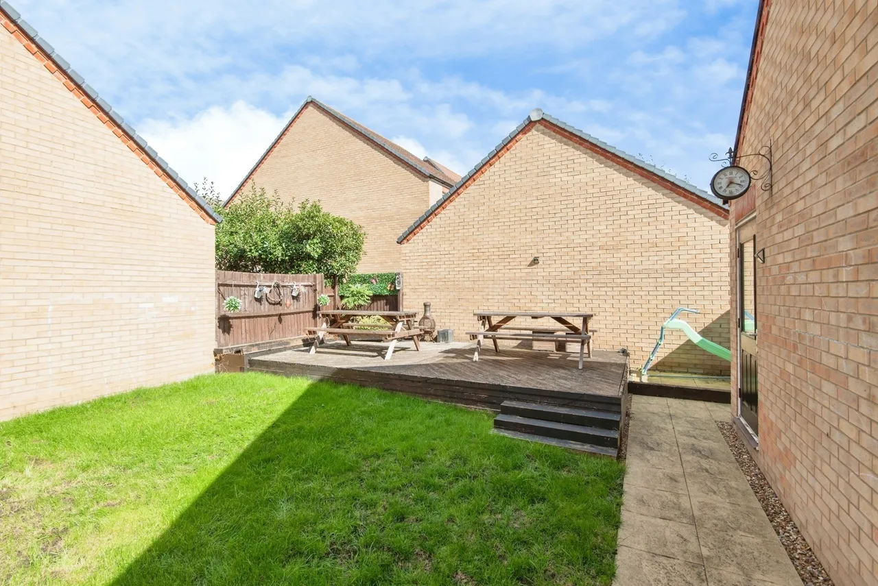 Coates Road, Biggleswade, SG18, photo 20