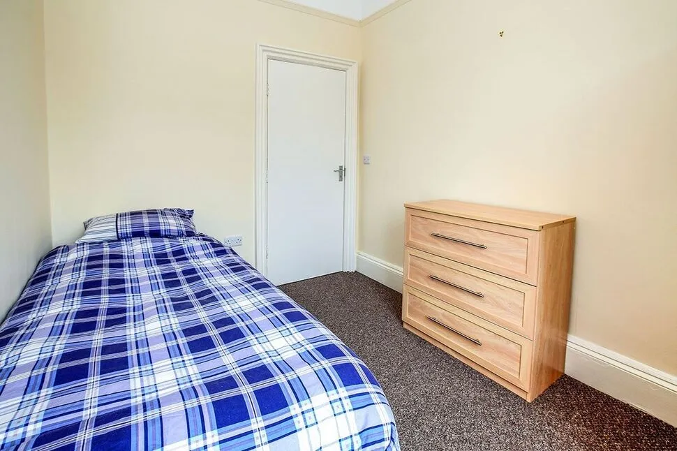 Dudley Street, Grimsby, DN31, photo 5