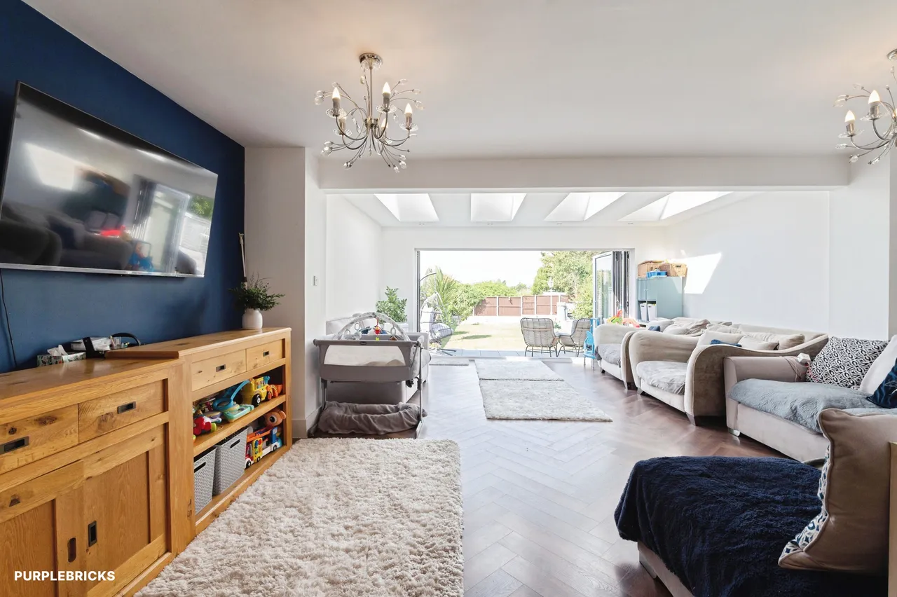 Springfield Drive, Westcliff-On-Sea, SS0, photo 5