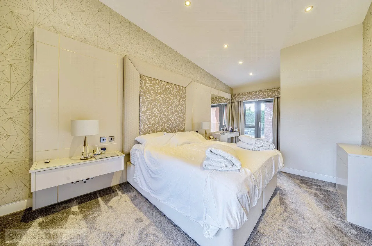 Lake Side, Littleborough, OL15, photo 16