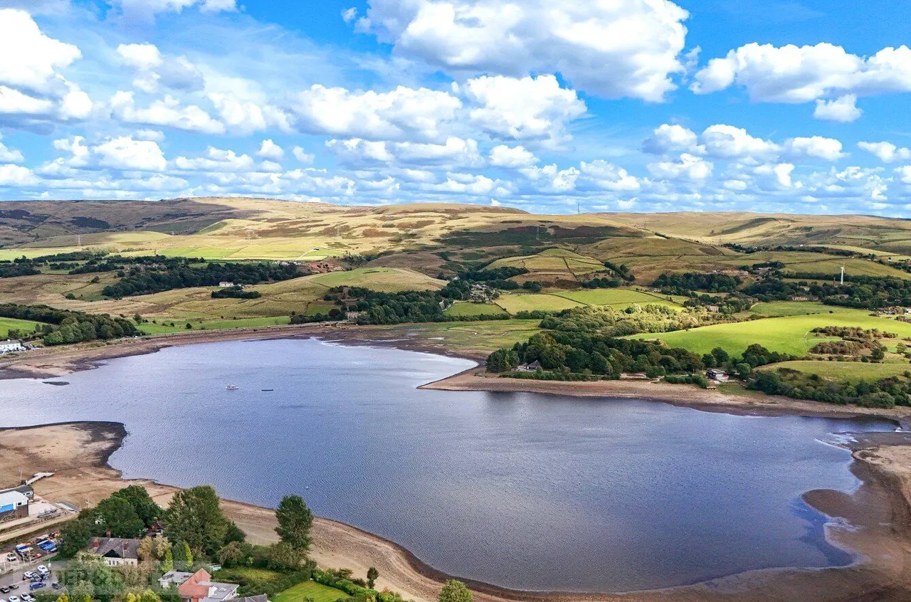 Lake Side, Littleborough, OL15, photo 25