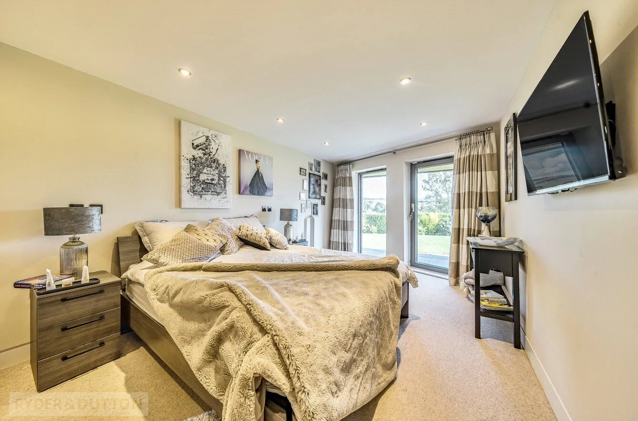 Lake Side, Littleborough, OL15, photo 18