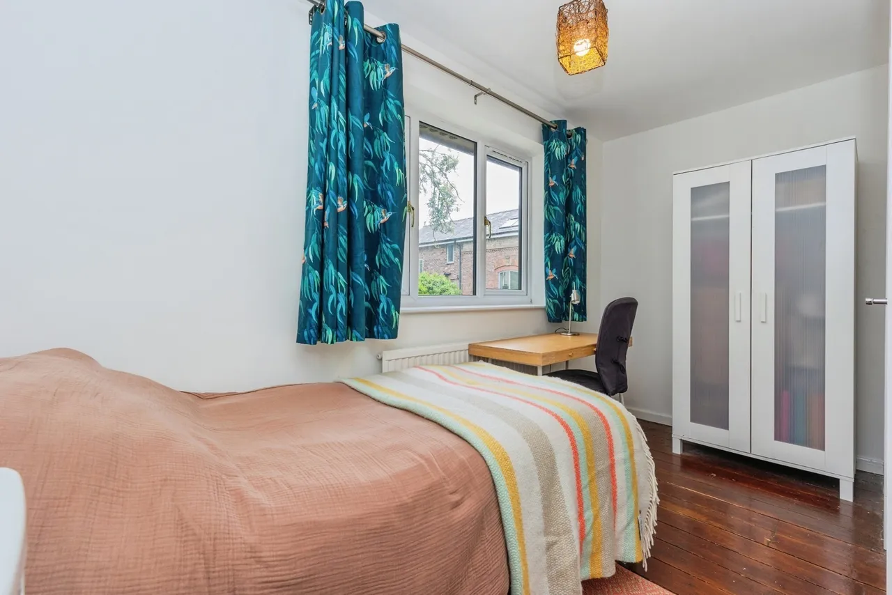 Edge Lane, Chorlton, Manchester, M21, photo 15