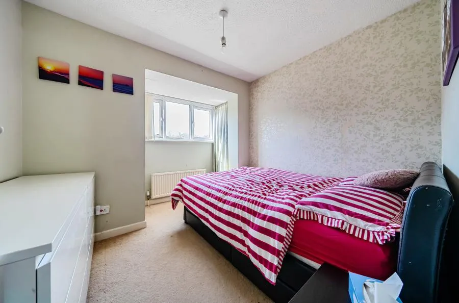 Ramsthorn Close, Swindon, SN2, photo 8