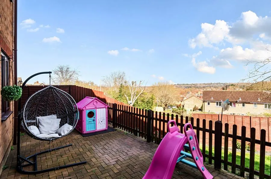 Ramsthorn Close, Swindon, SN2, photo 13