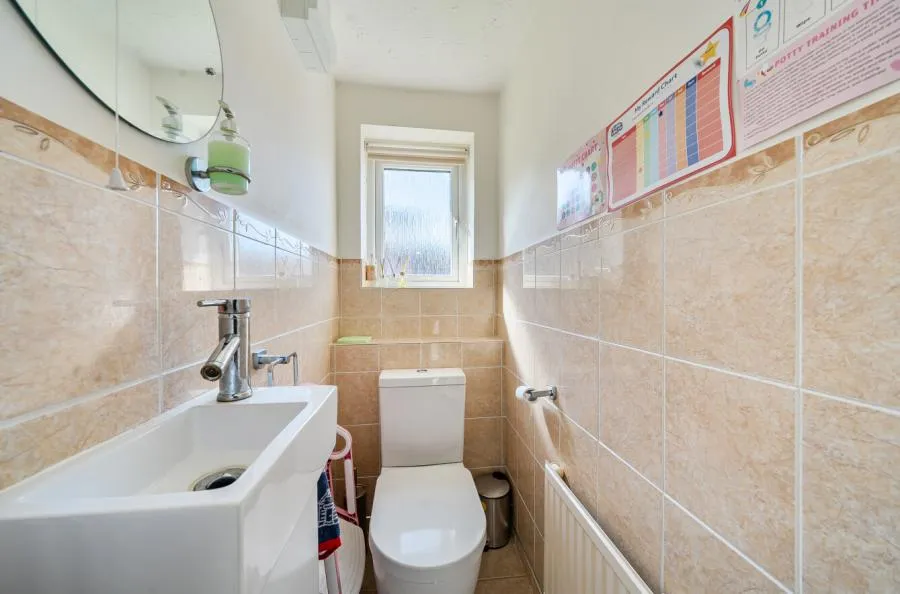 Ramsthorn Close, Swindon, SN2, photo 7