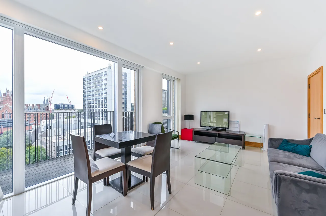 Flat 28, 36 Churchway, London, photo 2
