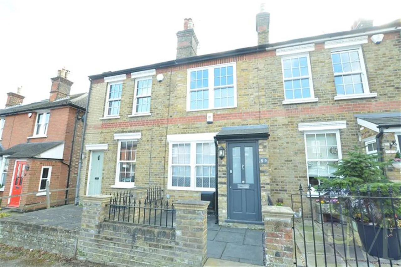 3 bed house to rent, Theydon Bois, CM16