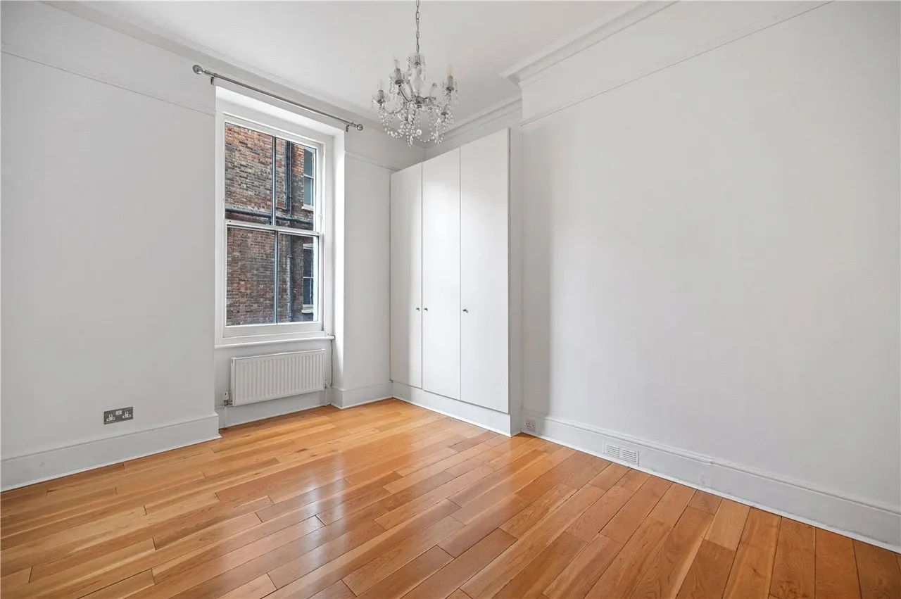 Iverna Court, Kensington, London, W8, photo 6