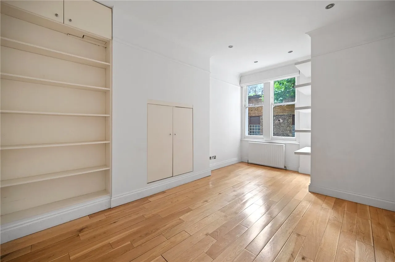 Iverna Court, Kensington, London, W8, photo 8