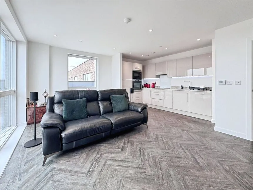 Regal Walk, Bexleyheath, DA6, photo 13
