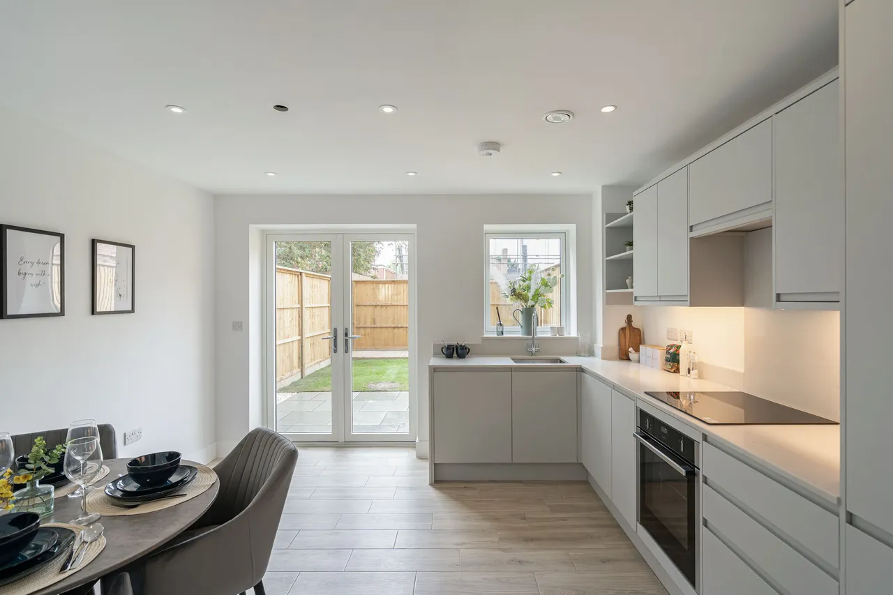 The Sidings, Farncombe Street, Godalm..., photo 4