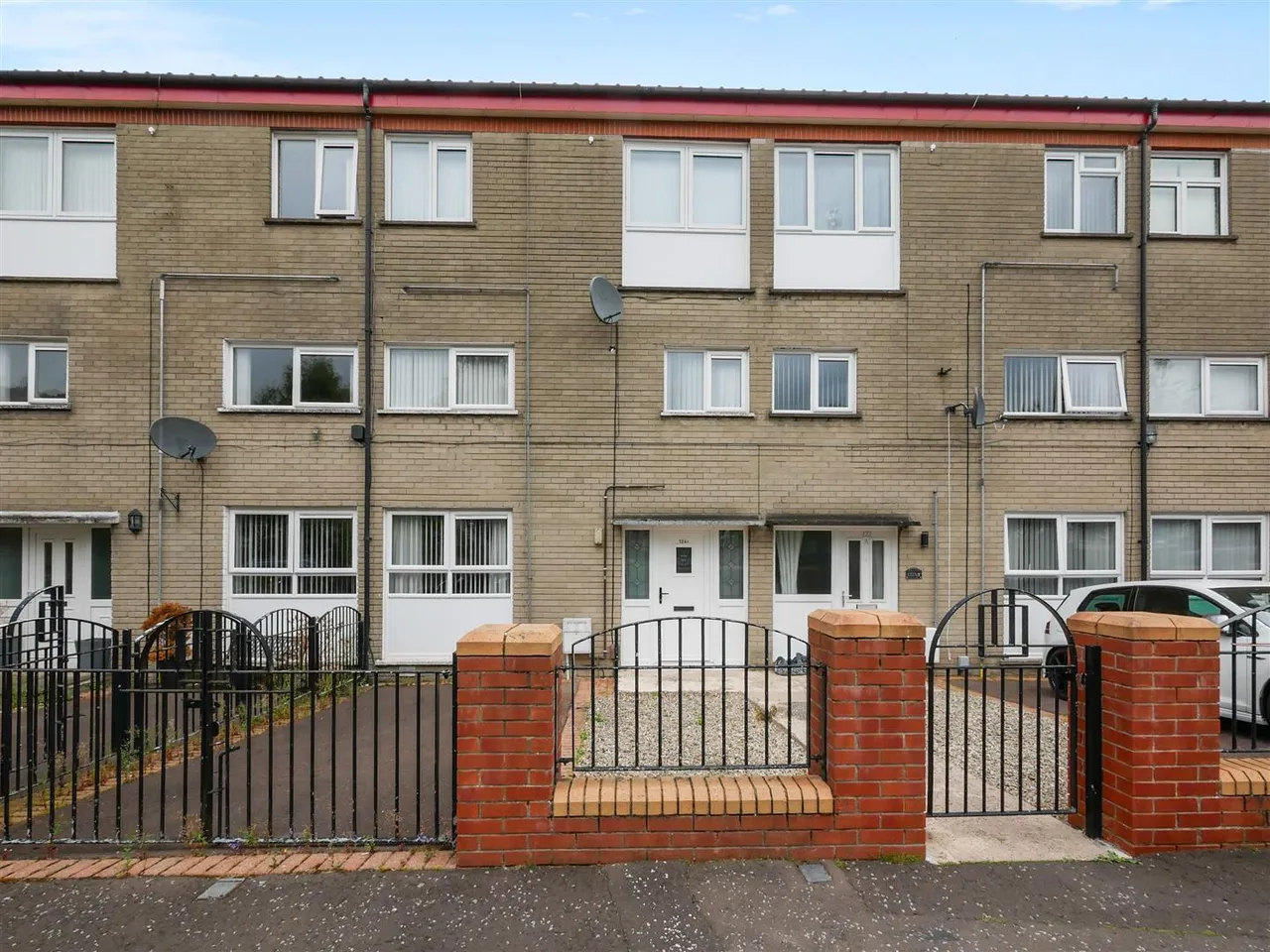 3 bed house for sale, Belvoir Drive, Belvoir Park, BT8