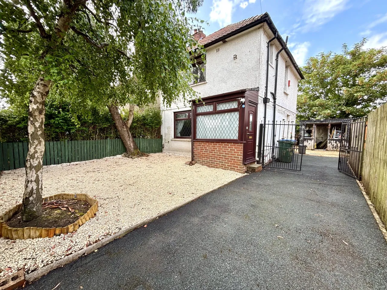 3 bed house for sale, Sutton Avenue, Bradford, BD2