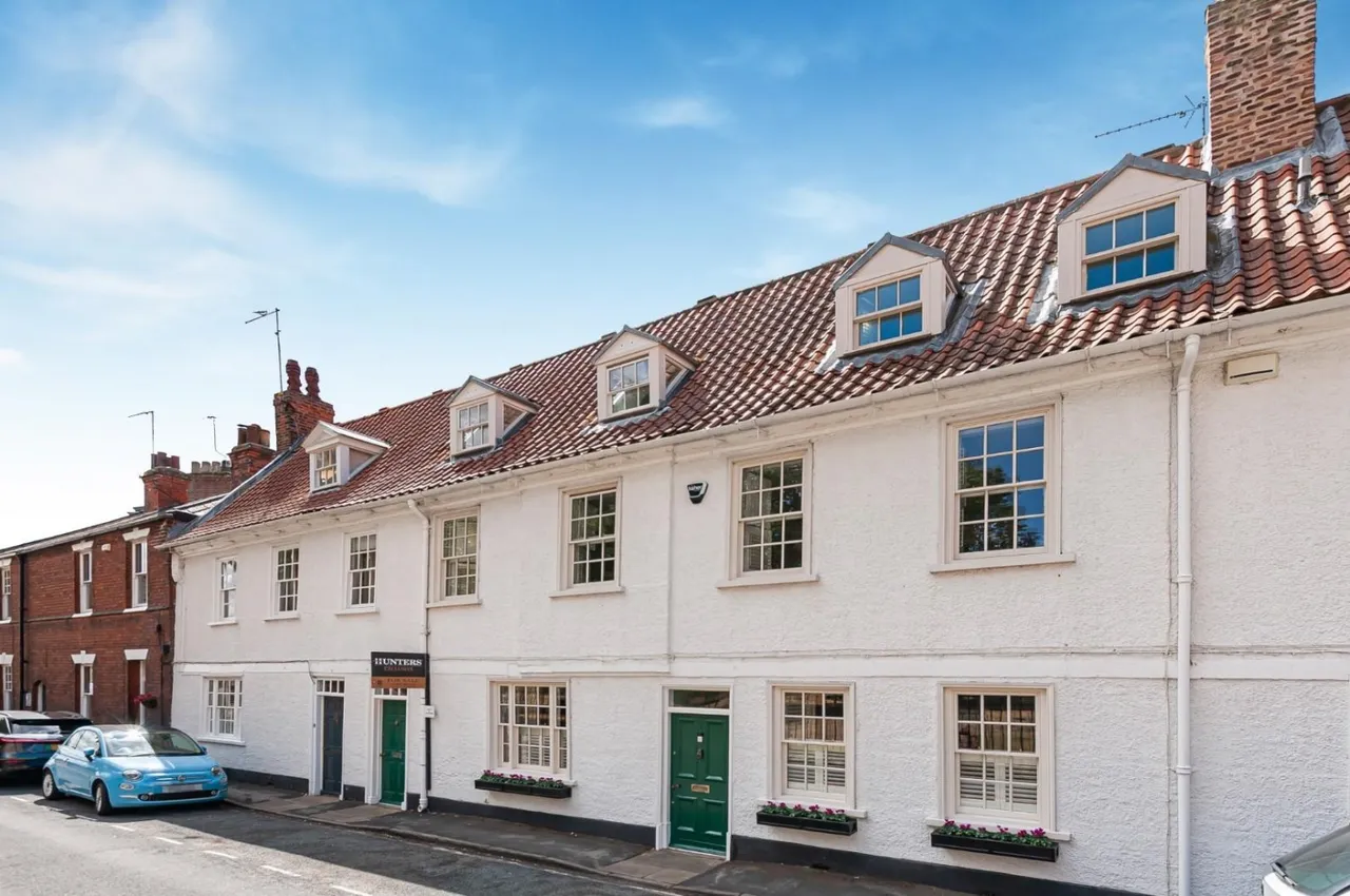 4 bed house for sale, St. John Street, Beverley, HU17