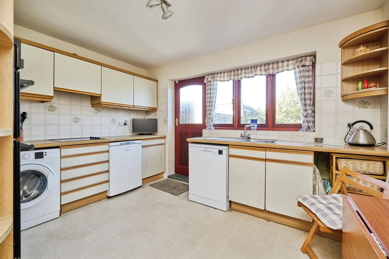 Beauvale Gardens, Peterborough, PE4, photo 6