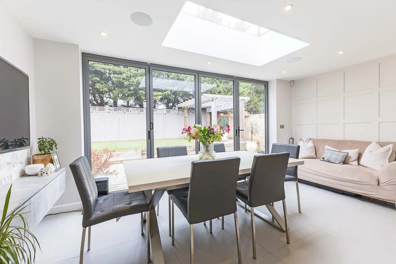 Balmoral, Cranbrook Drive, Maidenhead, Berkshire, photo 5