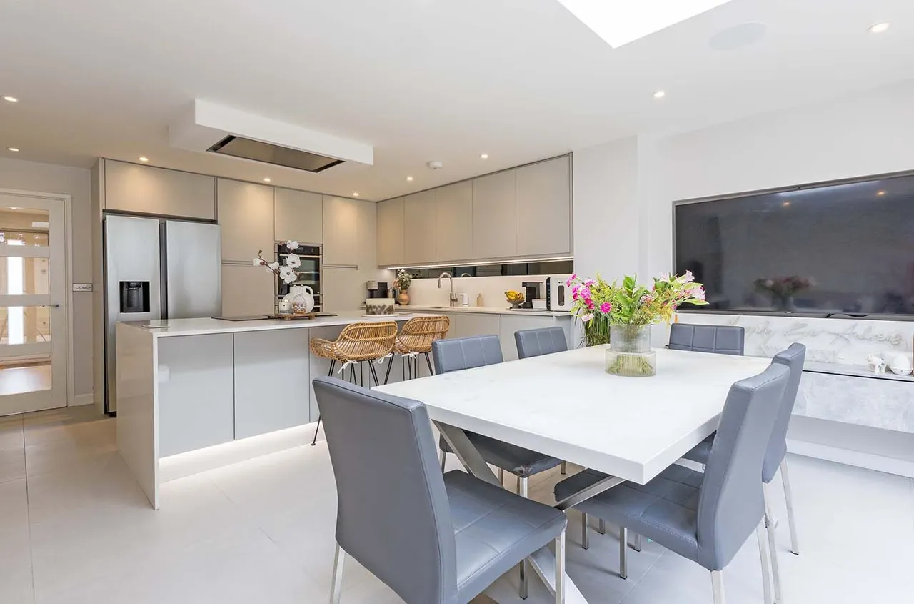 Balmoral, Cranbrook Drive, Maidenhead, Berkshire, photo 4
