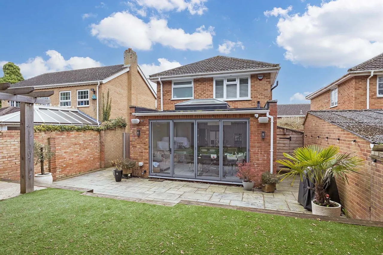 Balmoral, Cranbrook Drive, Maidenhead, Berkshire, photo 23