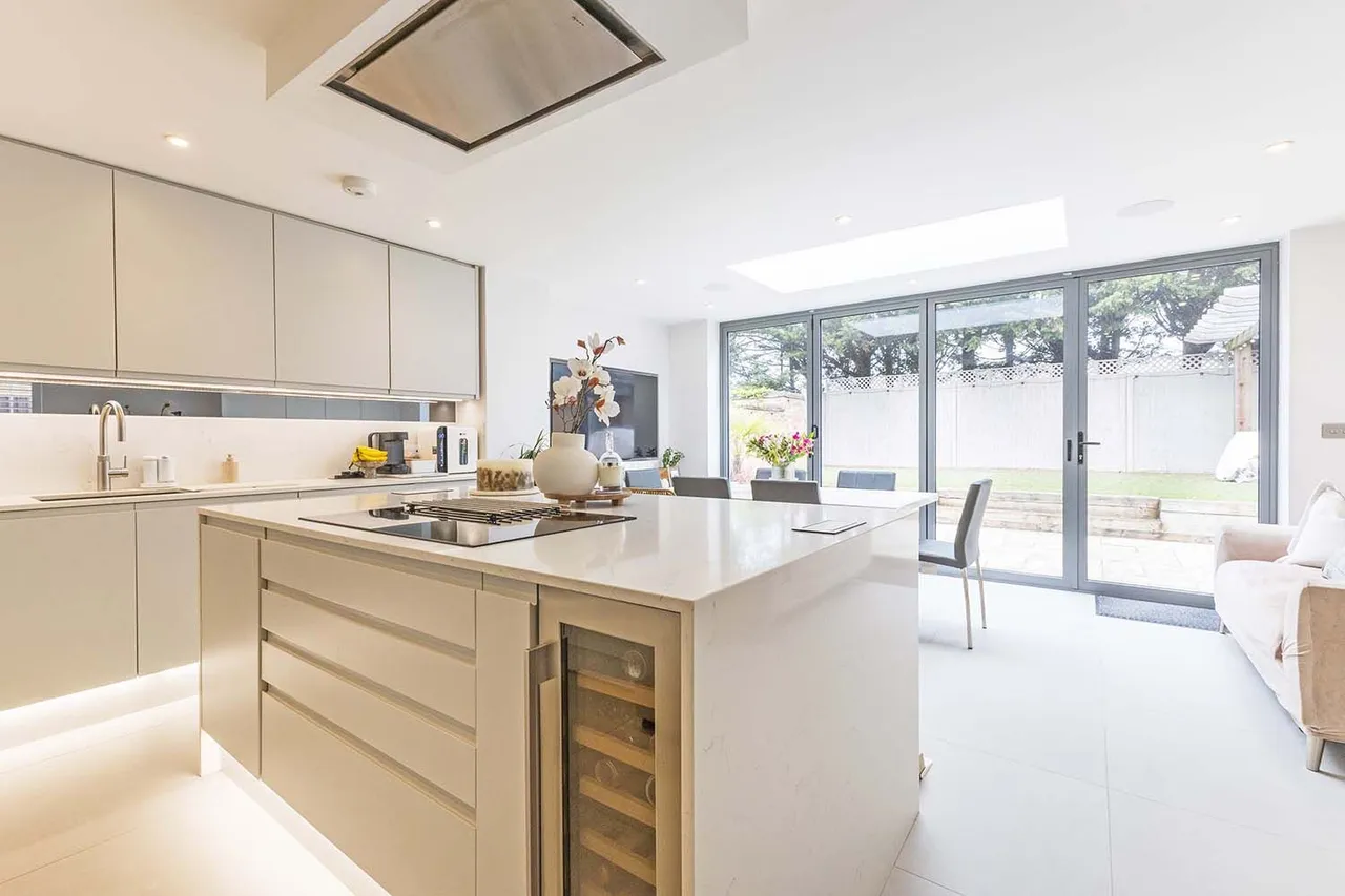 Balmoral, Cranbrook Drive, Maidenhead, Berkshire, photo 9