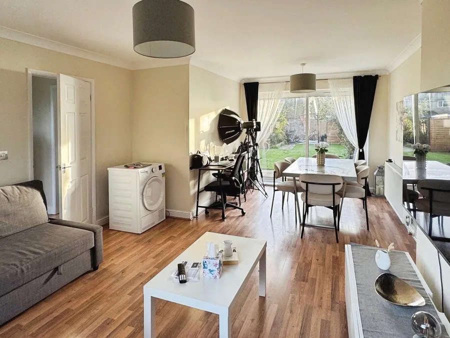 Kingfisher Drive, Woodley, RG5, photo 2