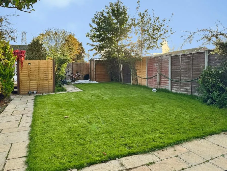 Kingfisher Drive, Woodley, RG5, photo 4