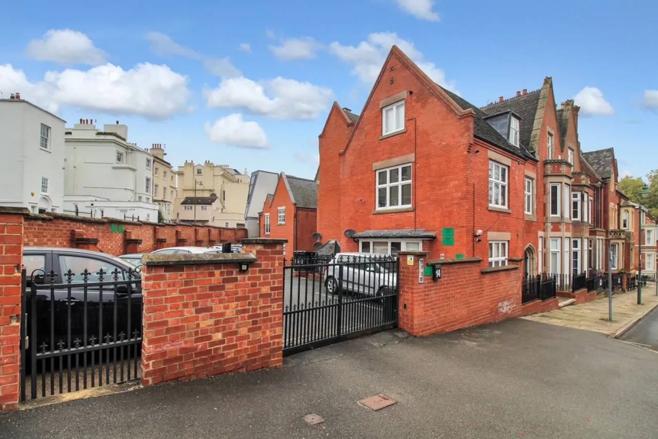 1 bed flat for sale, Oxford Street, Nottingham, NG1