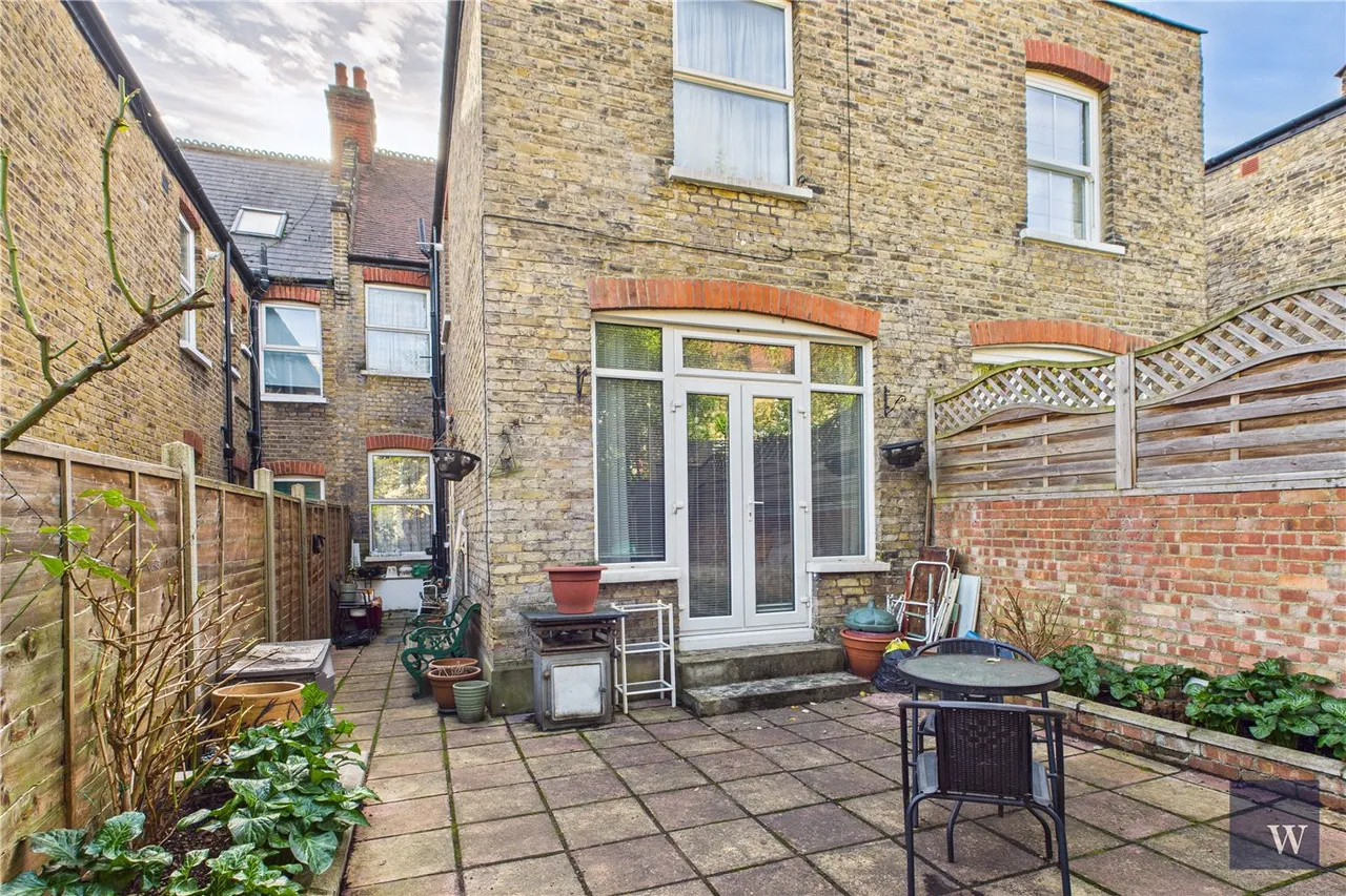 4 bed house for sale — Trinity Rise, London, SW2