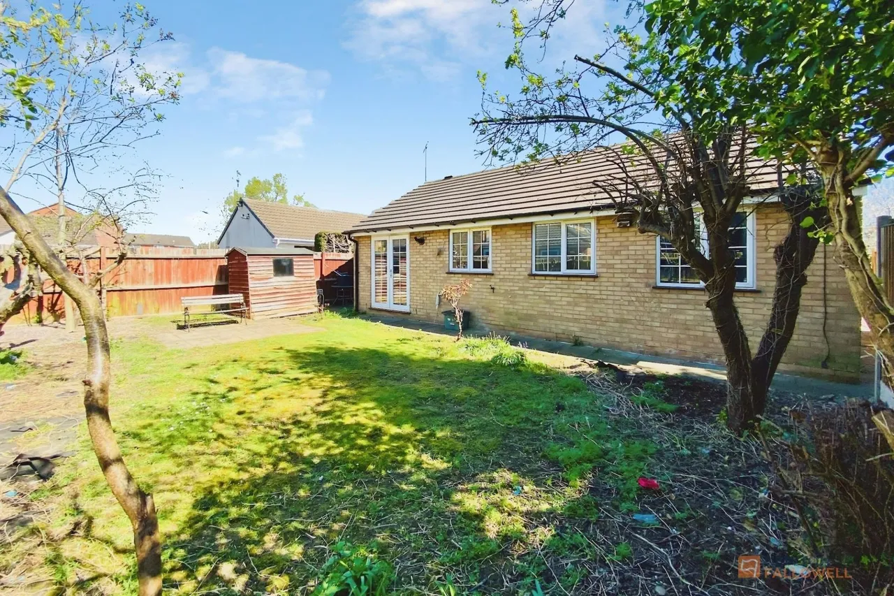 Longhurst Close, Leicester, LE4, photo 2