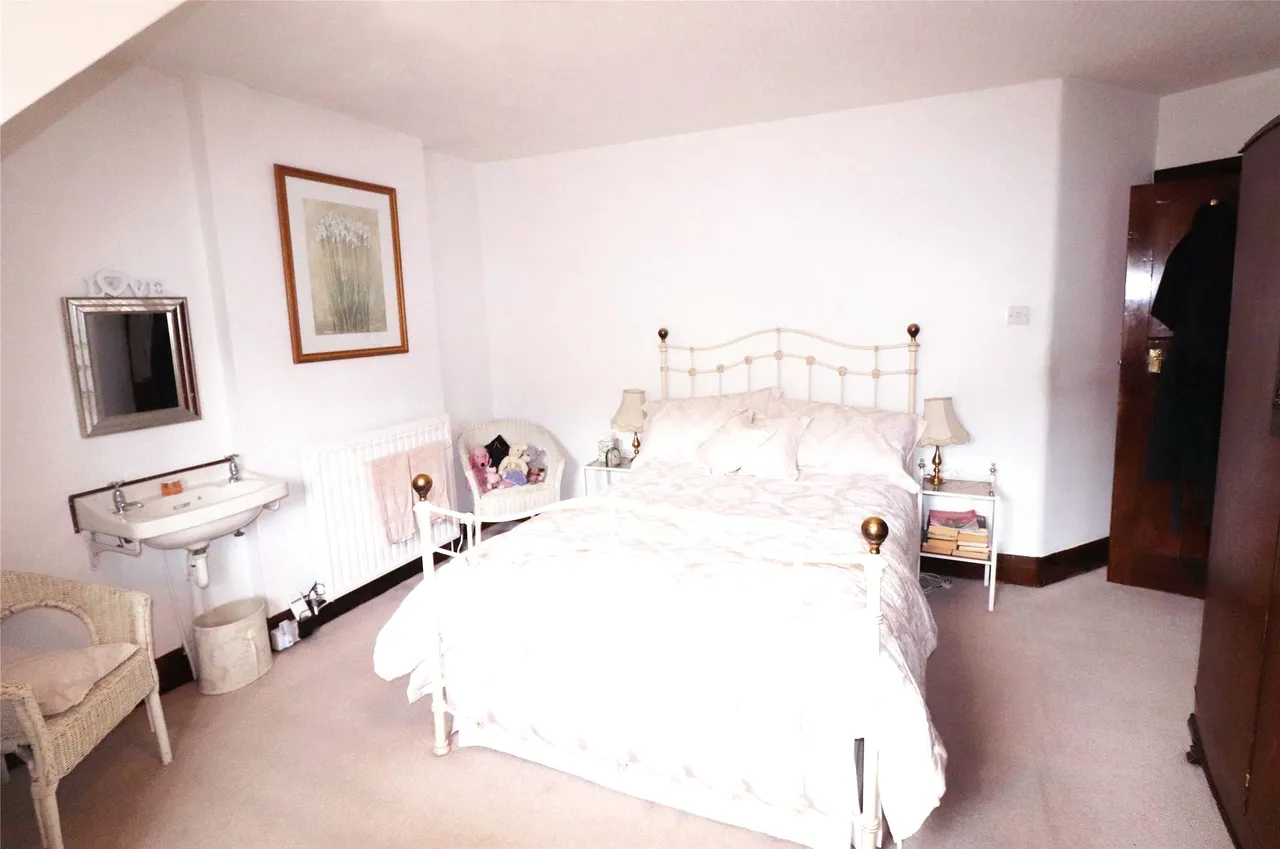 High Street, Porlock, TA24, photo 9
