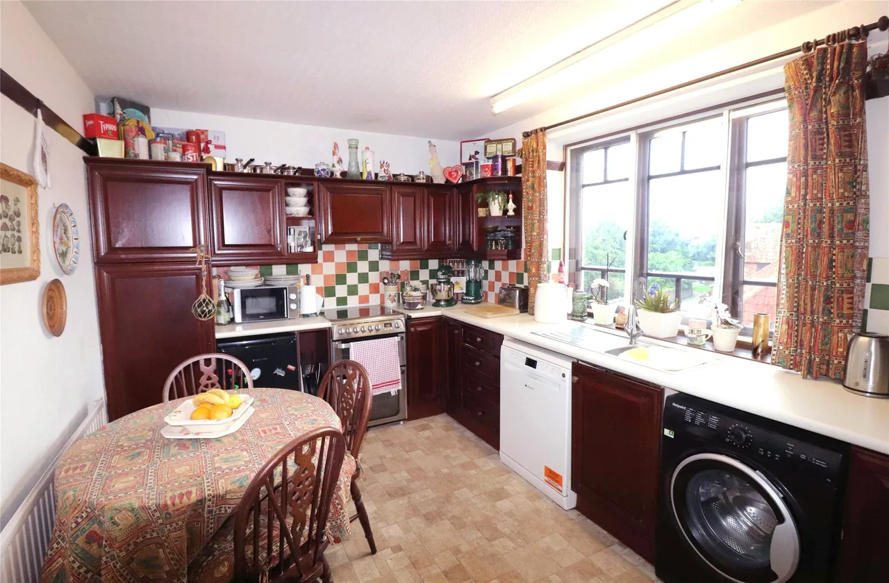 High Street, Porlock, TA24, photo 5
