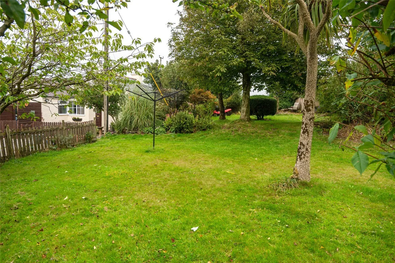 Capel Coch, Llangefni, photo 21