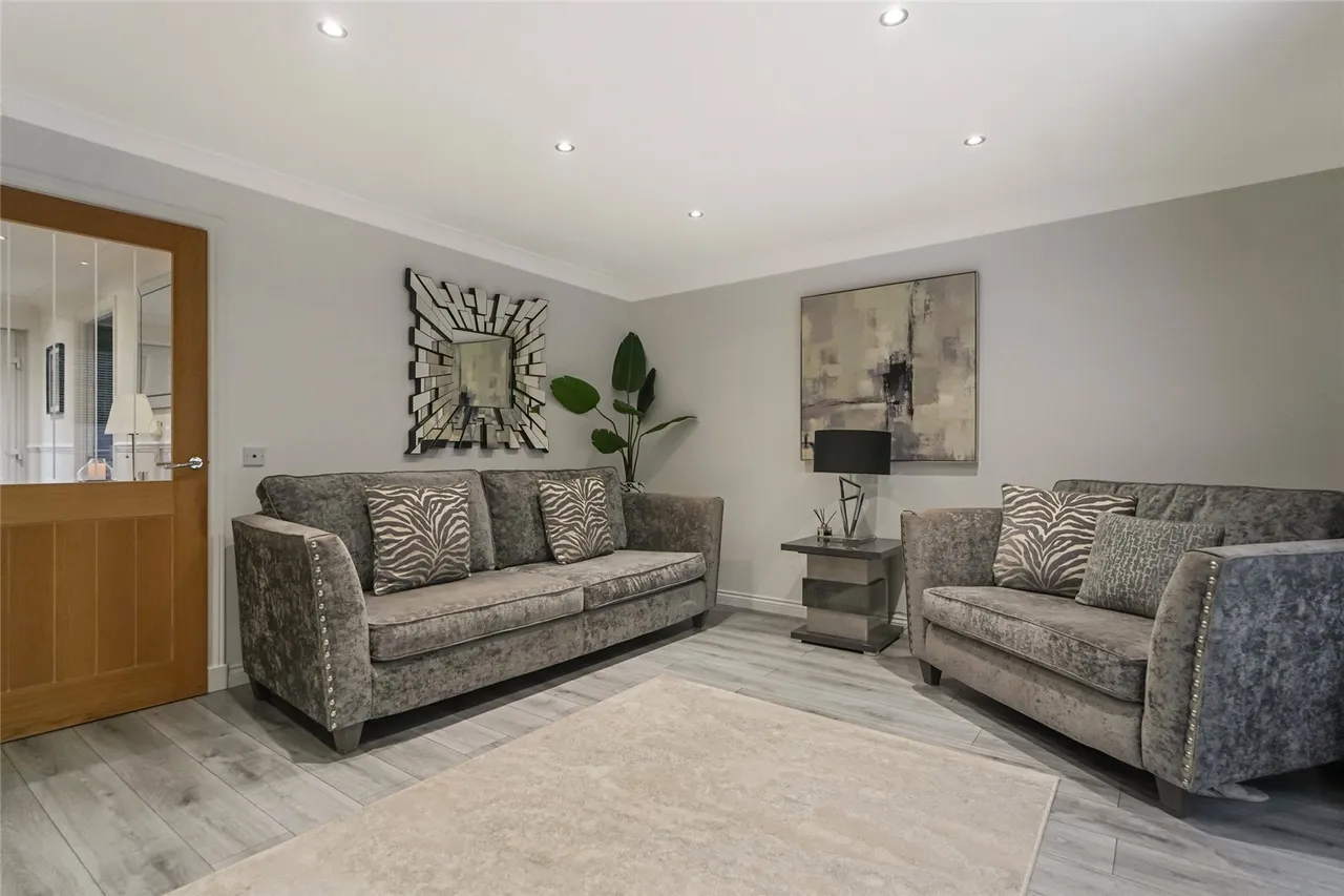 Inverlochy Road, Airdrie, ML6, photo 7