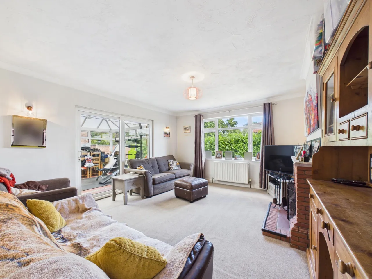 Woodgate Road, Burbage, LE10, photo 3