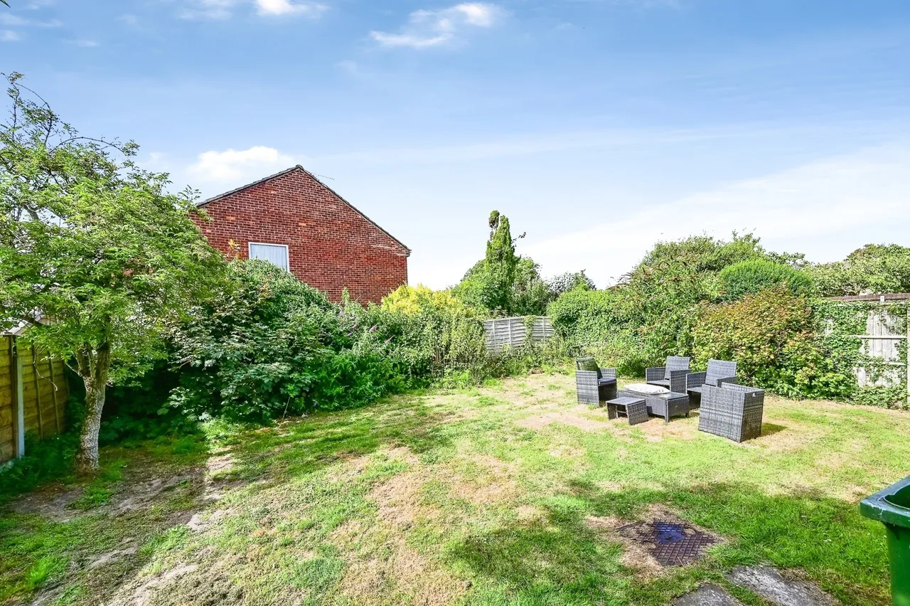 Ditchfield, Liverpool, L37, photo 14