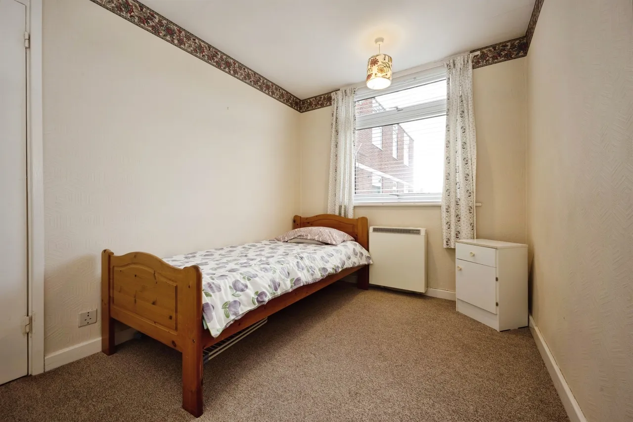 Ridgeway Court, Aylesbury, HP20, photo 12