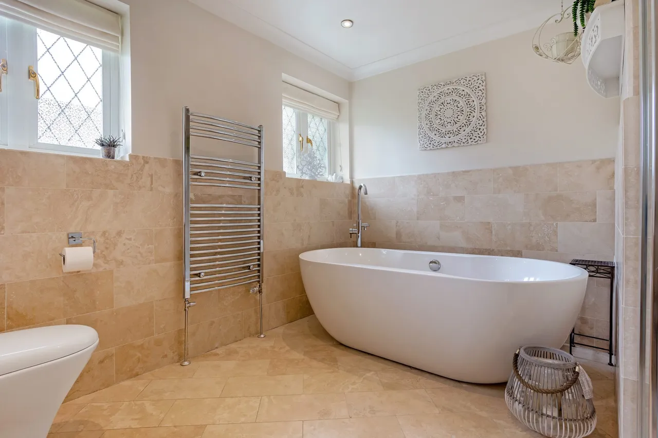 Southby Drive, Fleet, GU51, photo 14
