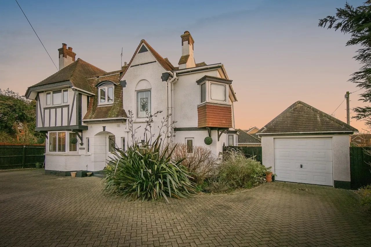 West Road, Clacton-On-Sea, photo 9