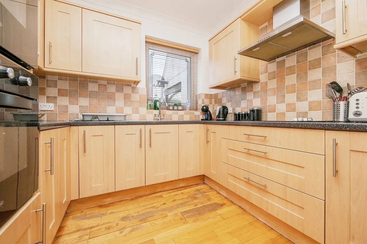 West Road, Clacton-On-Sea, photo 6