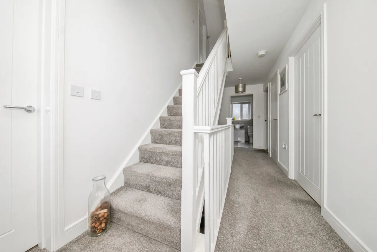 Vale View Road, Sproughton, Ipswich, Suffolk, IP8, photo 17