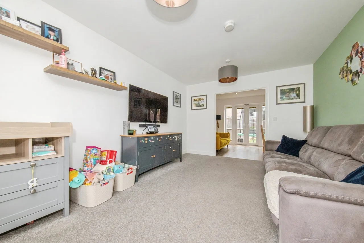 Vale View Road, Sproughton, Ipswich, Suffolk, IP8, photo 4