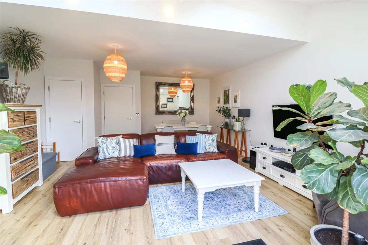 Mulberry Walk, Fleet, Hampshire, GU51 5EA, photo 8