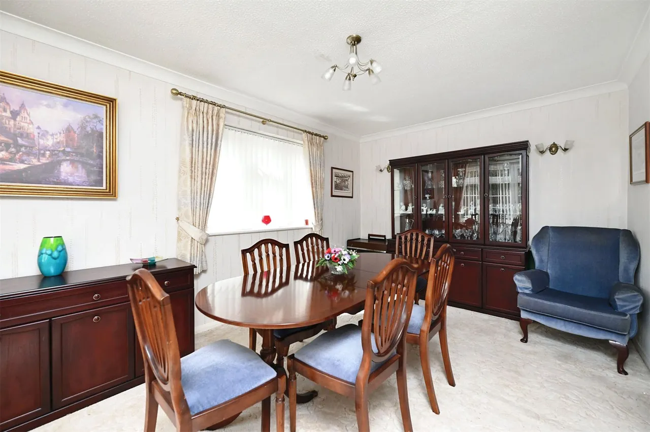 Avon Close, Ash, Guildford, Surrey, GU12 6NS, photo 4