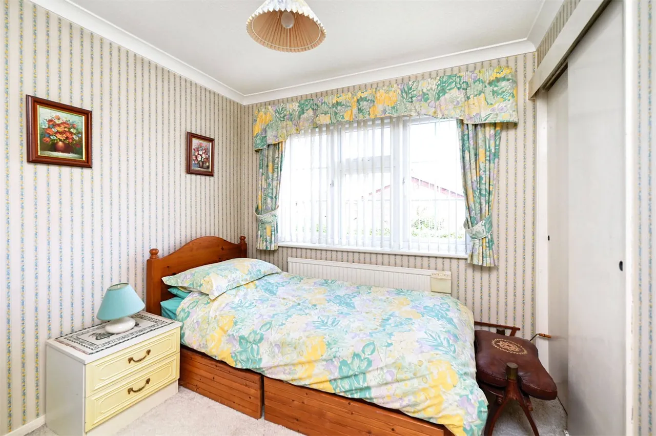 Avon Close, Ash, Guildford, Surrey, GU12 6NS, photo 11