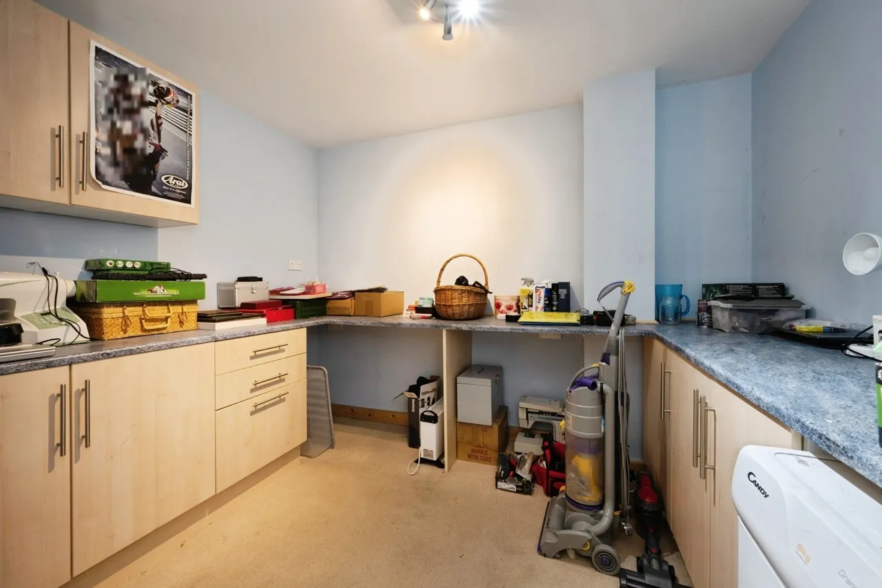 Acorn Way, Bedford, Bedfordshire, MK42, photo 9
