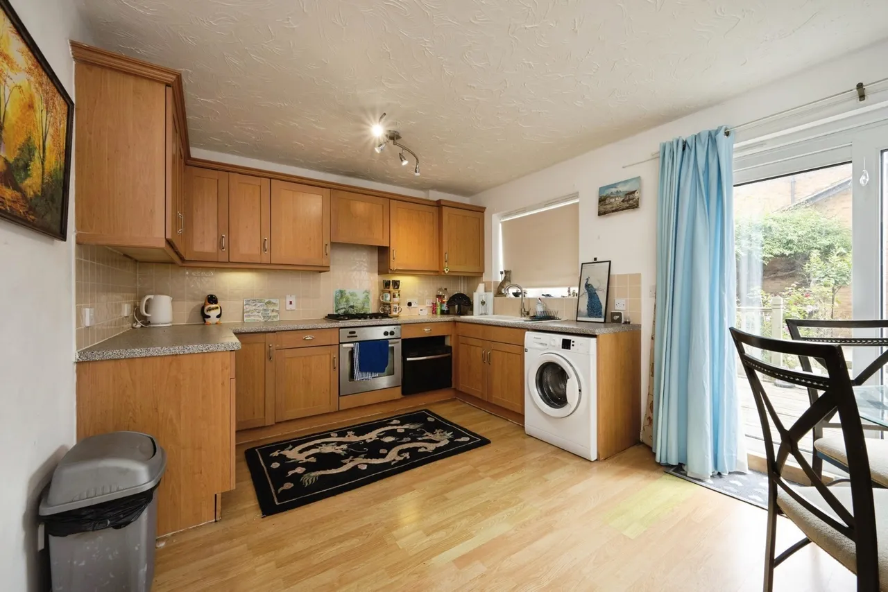 Acorn Way, Bedford, Bedfordshire, MK42, photo 3