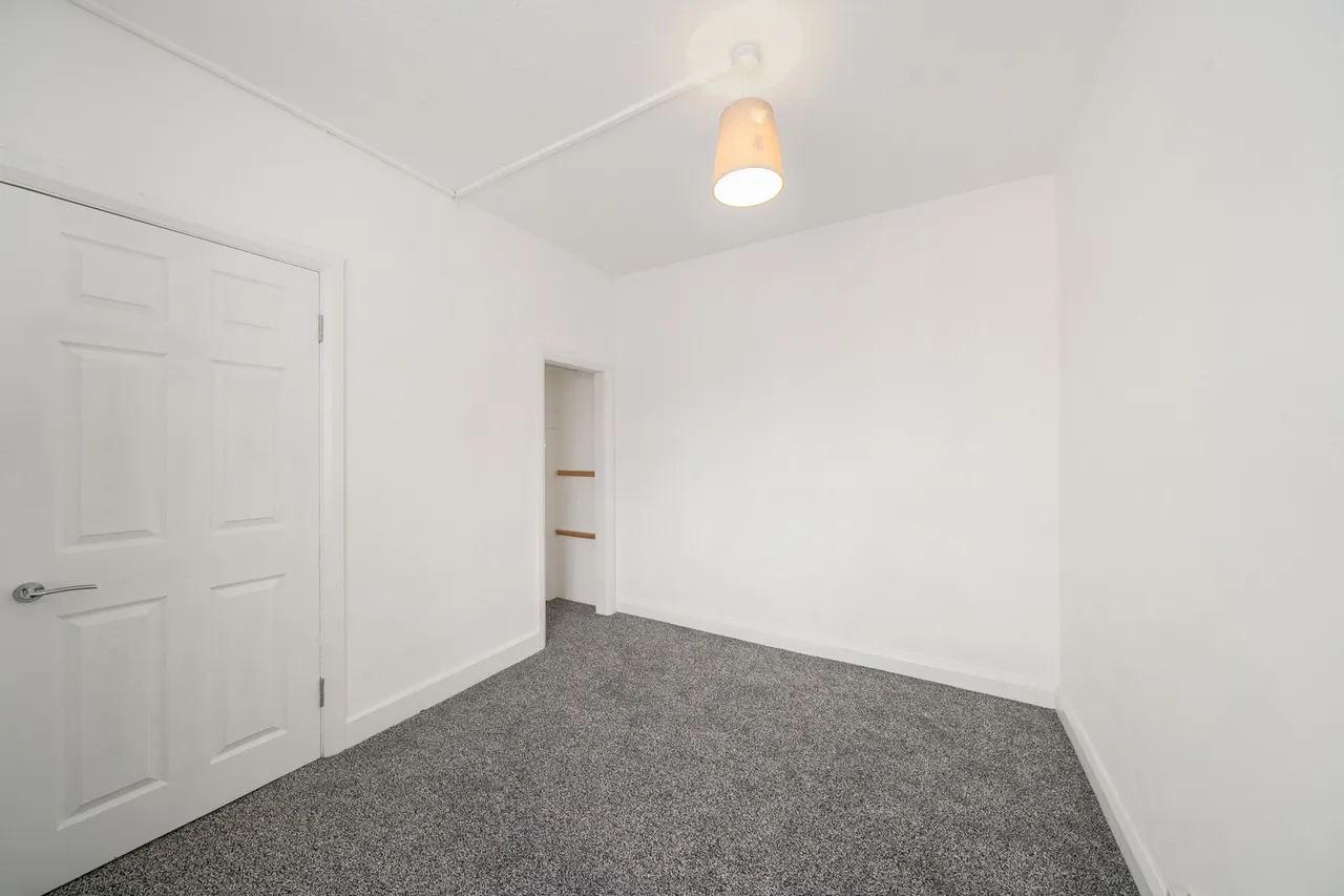 Berkeley Close, Ruislip, HA4, photo 6