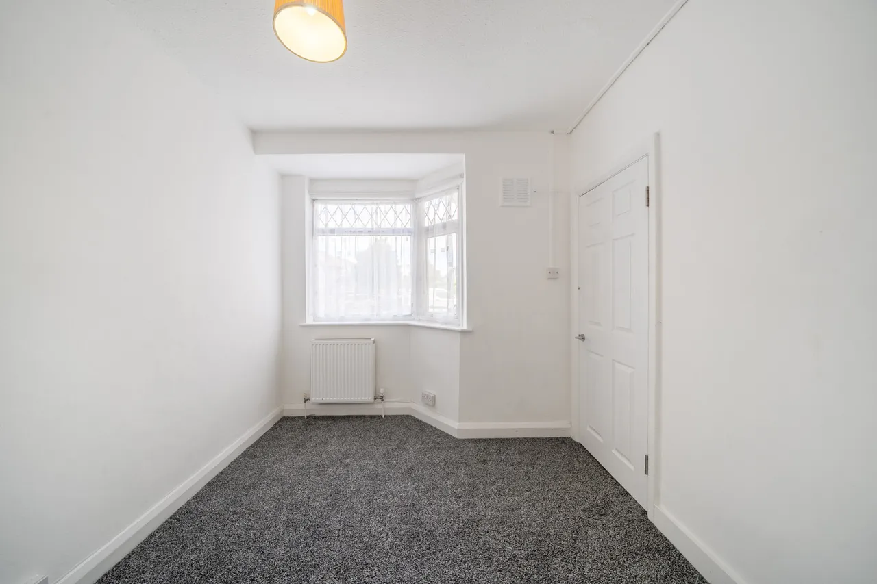 Berkeley Close, Ruislip, HA4, photo 9