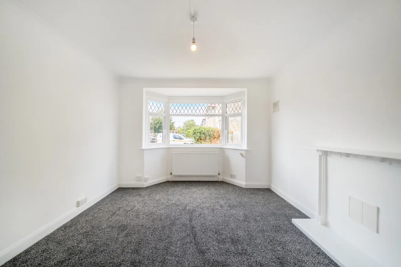 Berkeley Close, Ruislip, HA4, photo 16